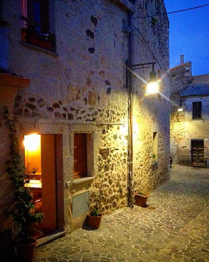 Bed and Breakfast La Casa Del Borgo Ittireddu Zewnętrze zdjęcie